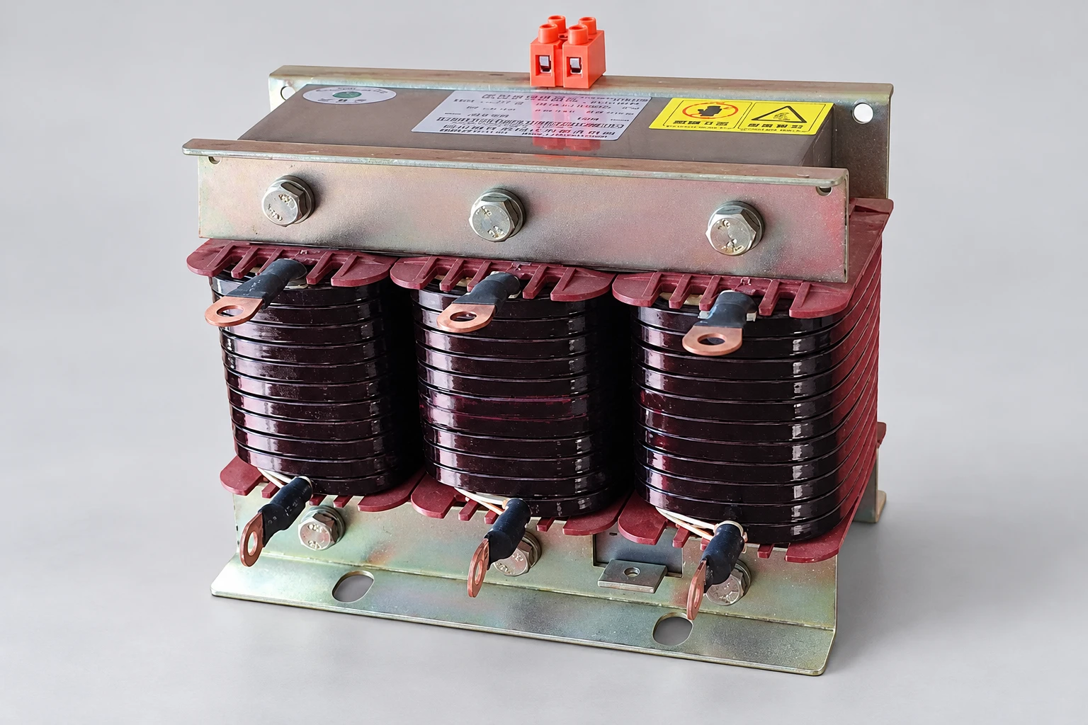 7% Detuned Reactor: Frequency, Capacitor Voltage, and kvar